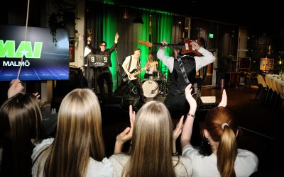 Eftertanke och galaunderhållning på uppsluppet årsmöte